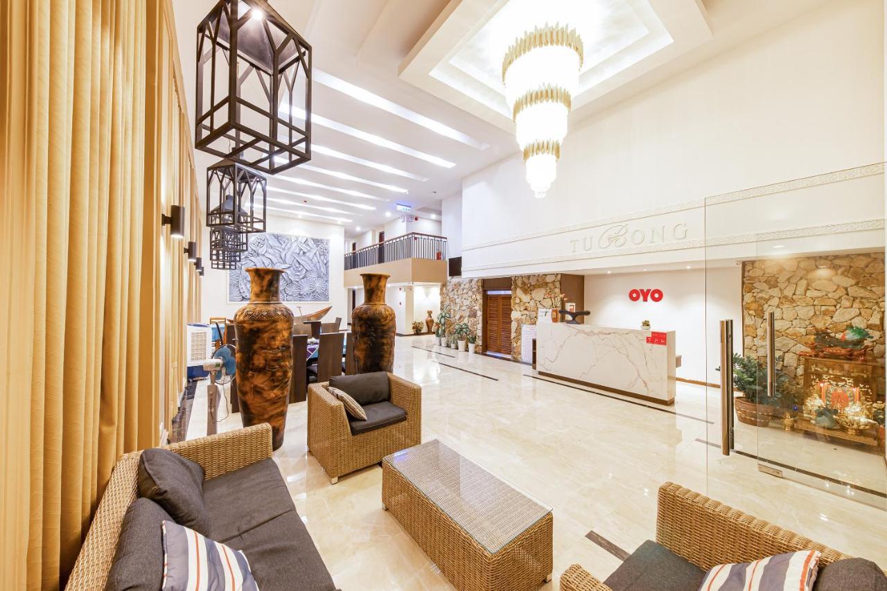 Tubong Hotel Private Enterprise Nha Trang Esterno foto