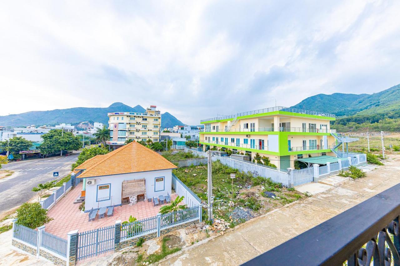 Tubong Hotel Private Enterprise Nha Trang Esterno foto