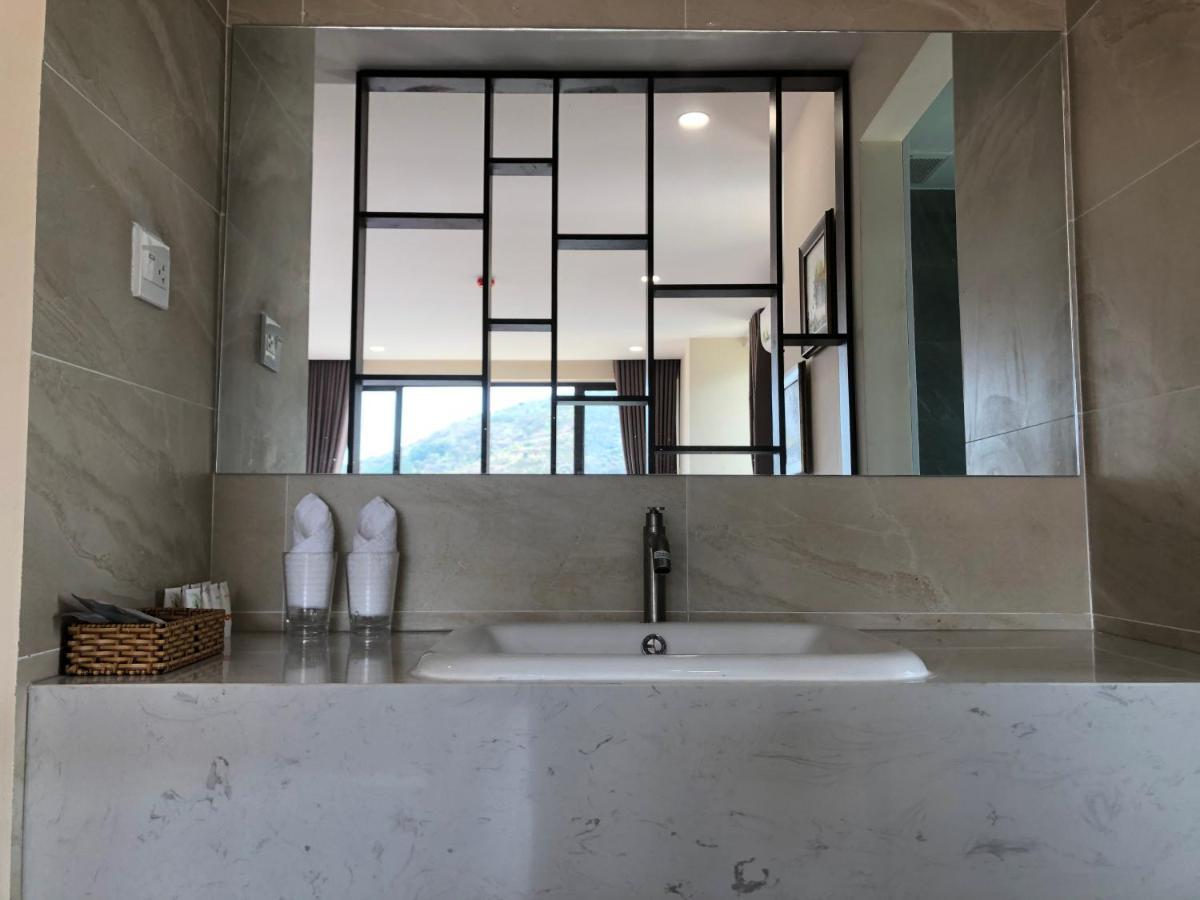 Tubong Hotel Private Enterprise Nha Trang Esterno foto