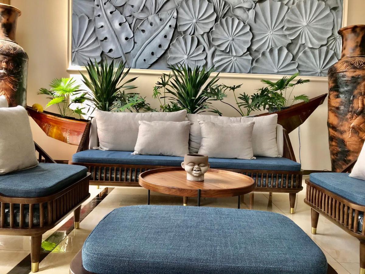 Tubong Hotel Private Enterprise Nha Trang Esterno foto