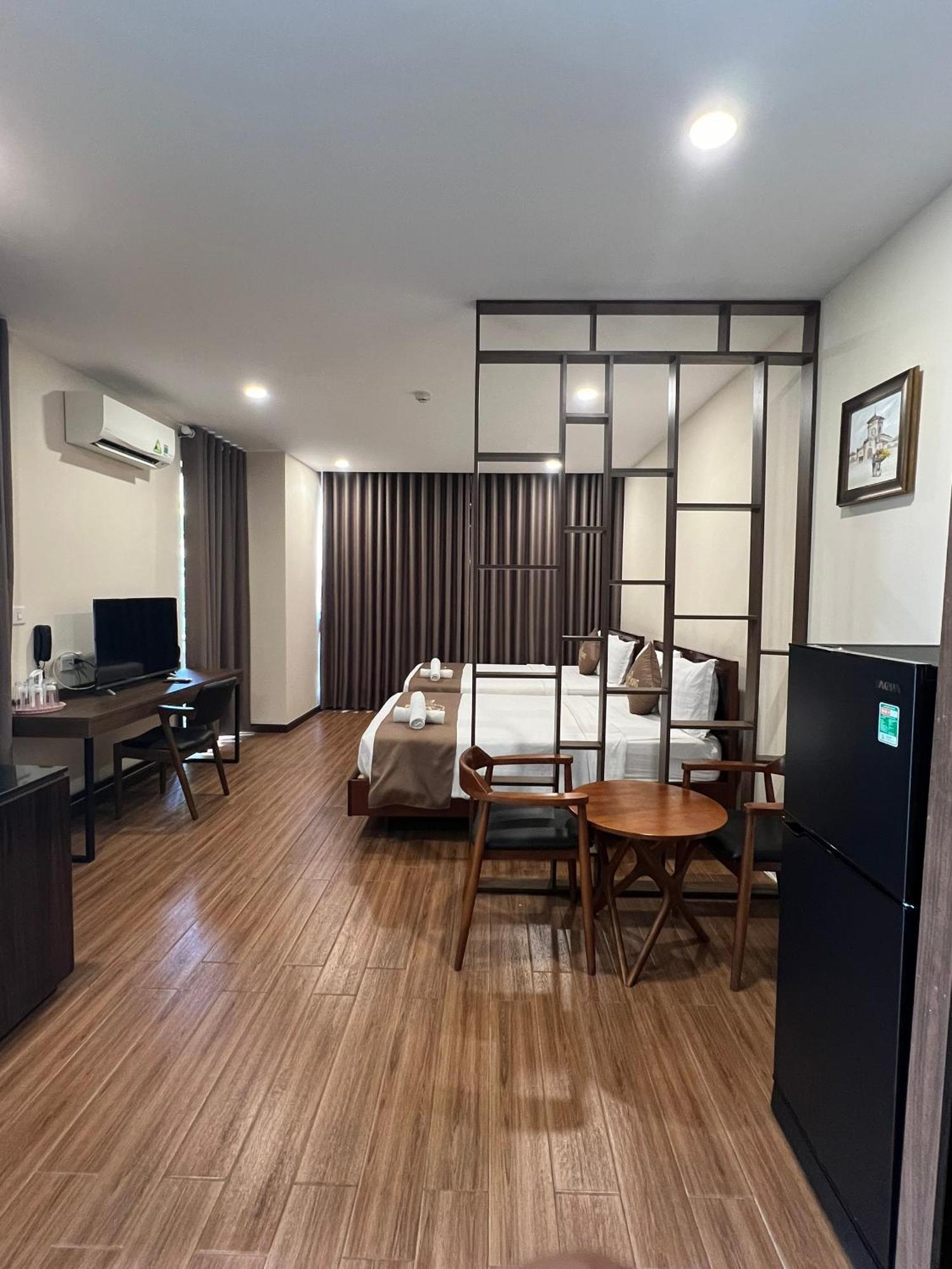 Tubong Hotel Private Enterprise Nha Trang Esterno foto